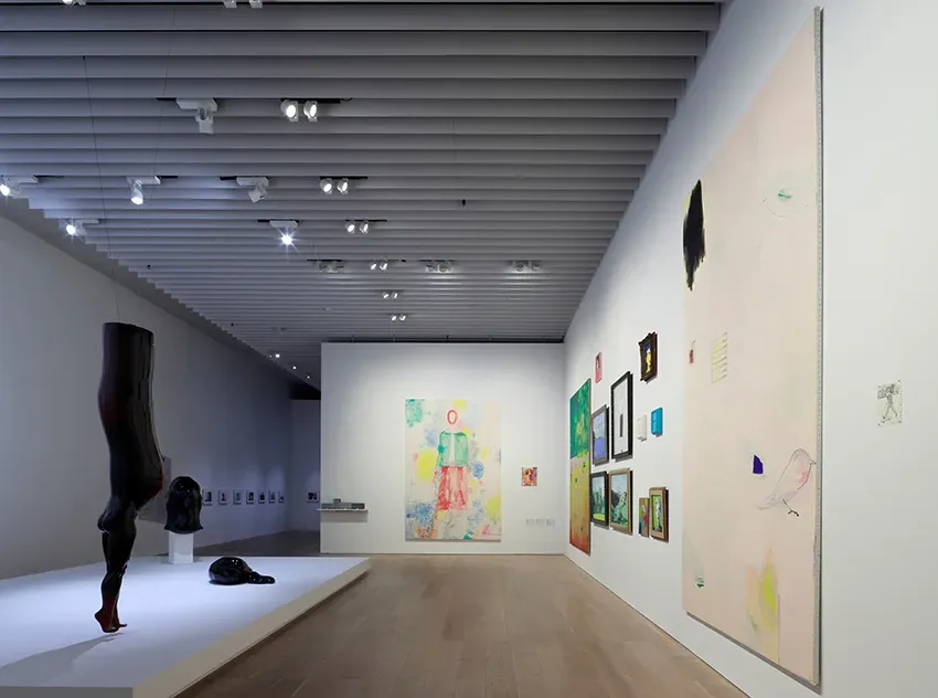 展示風景:「六本木クロッシング2022展:往来オーライ!」森美術館(東京)2022-2023年 撮影:木奥惠三 ※参考図版