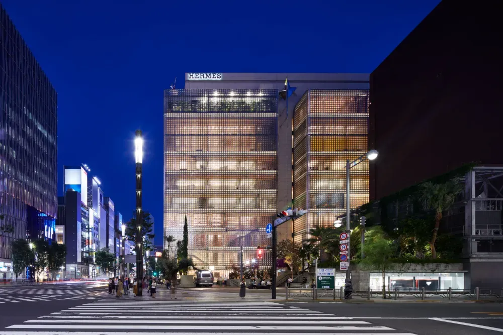 ©Nacása & Partners Inc.