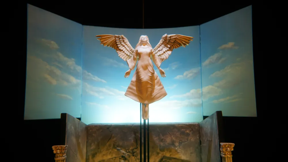 《アナザー・ウィングズ(部分)》2023年 ©MUTTONI 寄託作品